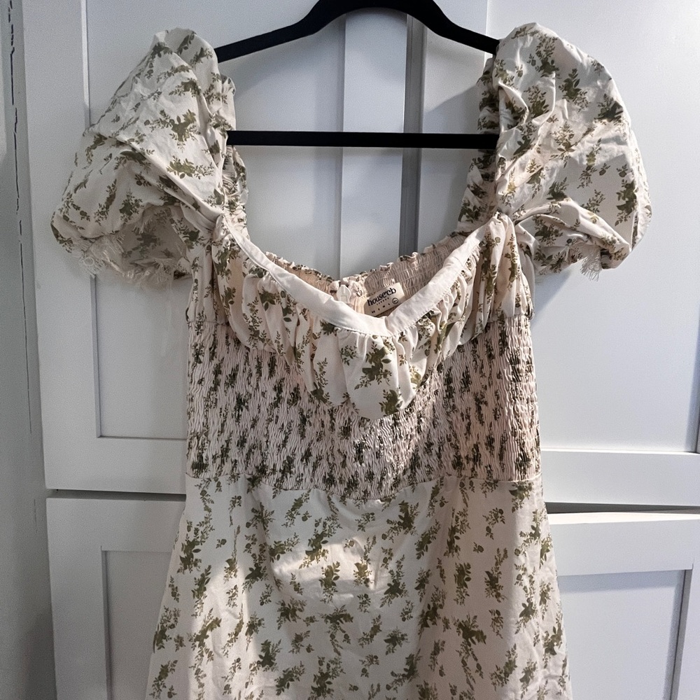 House of CB Bellucci Ivory and Green Floral Midi Dress - Picture 5 of 7